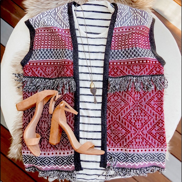 Entro Knit Cardigan - Picture 1 of 4